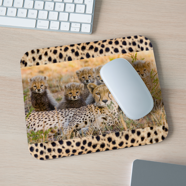 9036 Cheetah Family w Border MOUSE PAD - white